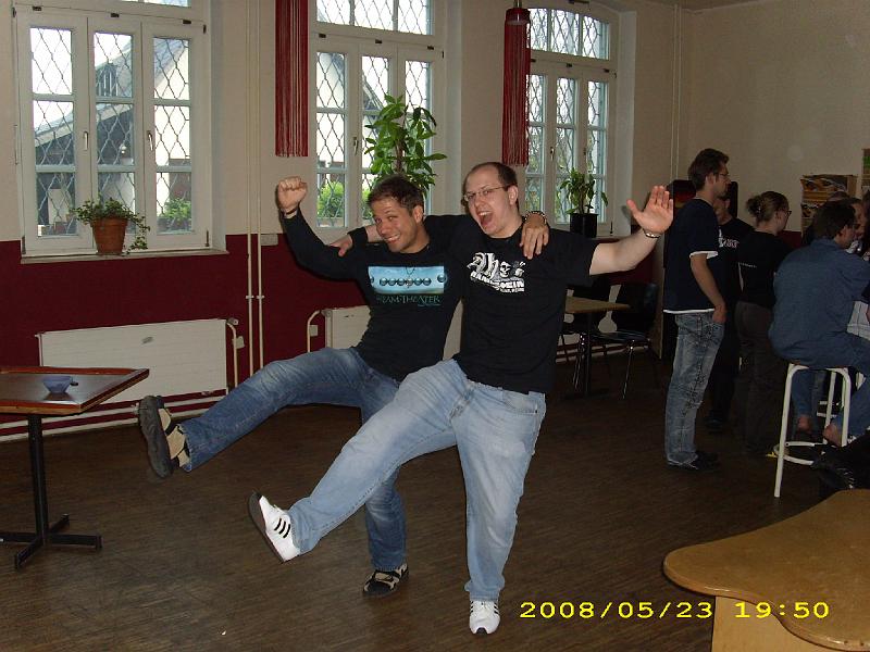 DSCI0014.JPG - "Und hoch das Bein!" Bewegung hält wach